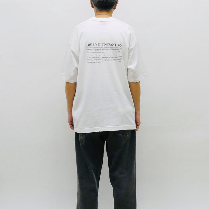 3 YOUNGER MEN TEE