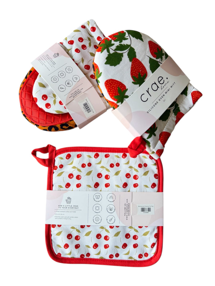Berries and Cherries: 2 Mini Mitt + 1 Pot Pad Bundle Pack