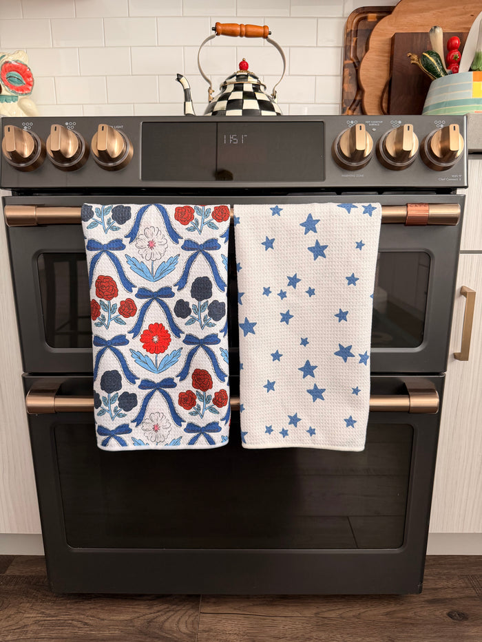 Bluebell Bows: Double-Sided Hand Towel