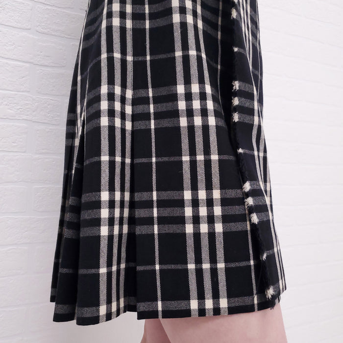 BURBERRY BLACK AND CREAM TARTAN STRAPLESS DRESS WITH MATCHING SHAWL - SIZE 8
