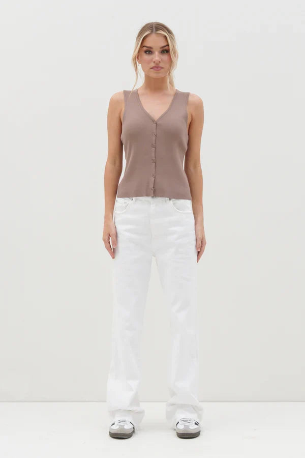 CASEY SLEEVELESS BUTTON TOP (TAUPE)
