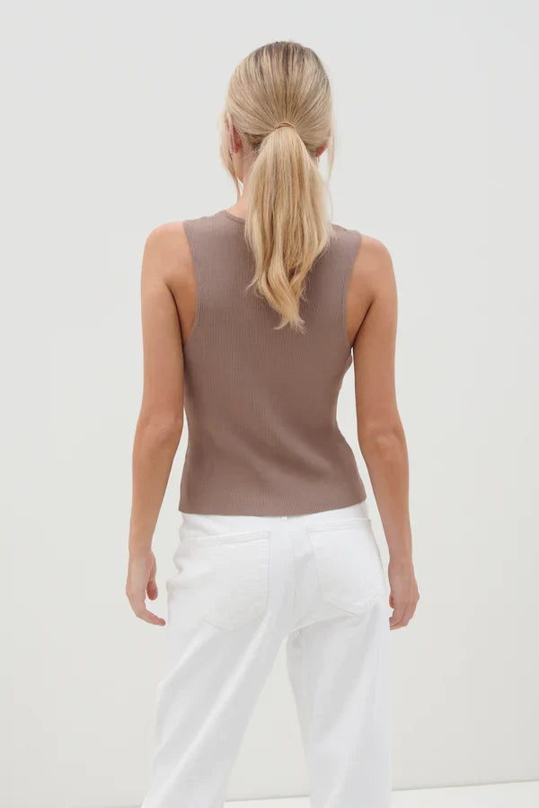 CASEY SLEEVELESS BUTTON TOP (TAUPE)