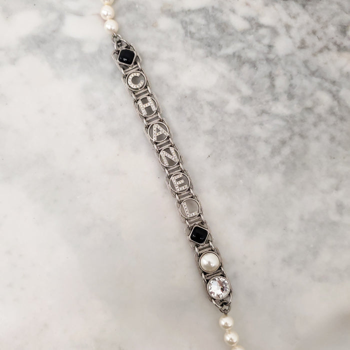 CHANEL PEARL AND SQUARE CRYSTAL 'CHANEL' NECKLACE