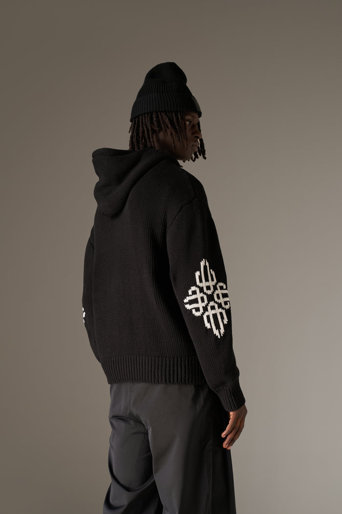 CHUNKY KNIT EMBLEM ZIP THROUGH HOODIE - BLACK