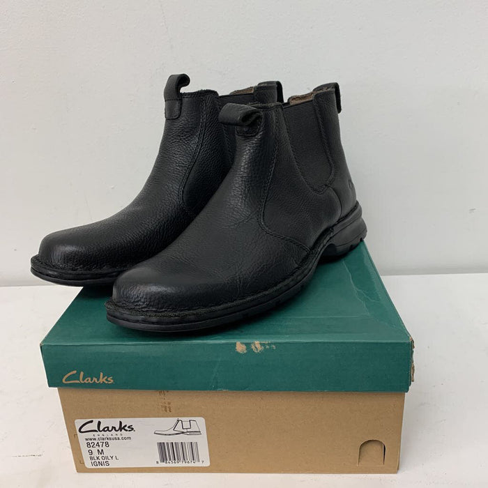 Clarks Boots NIB