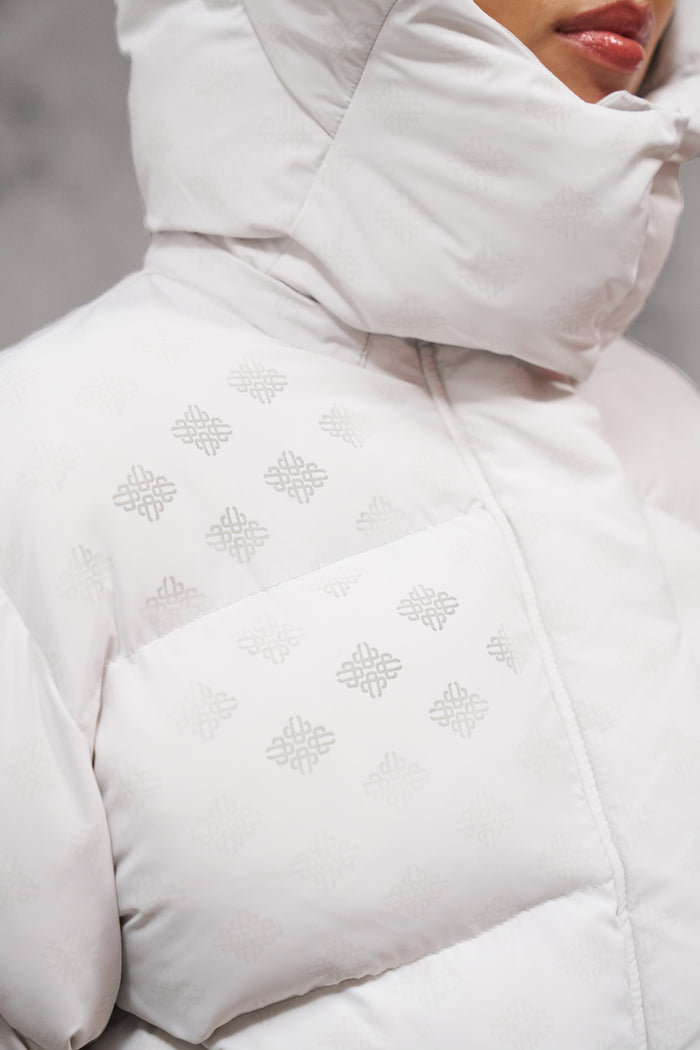 COLD REACTIVE EMBLEM PUFFER - OFF WHITE