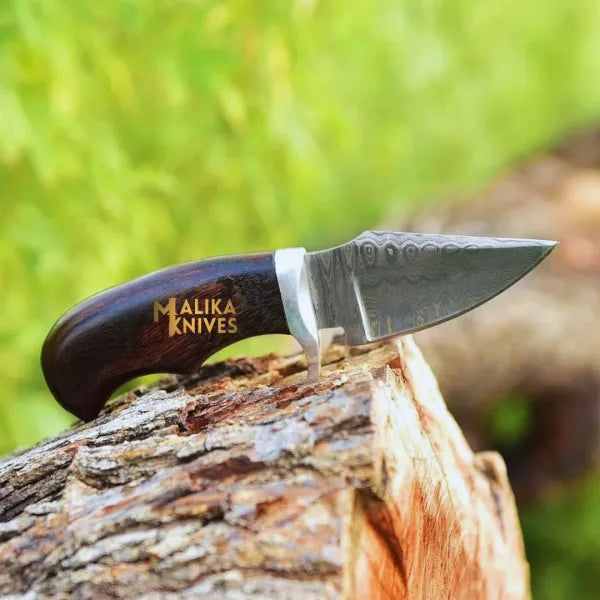 Compact Damascus Hunting Knife: Ultimate Precision for Every Task - RFE Marketing Ventures