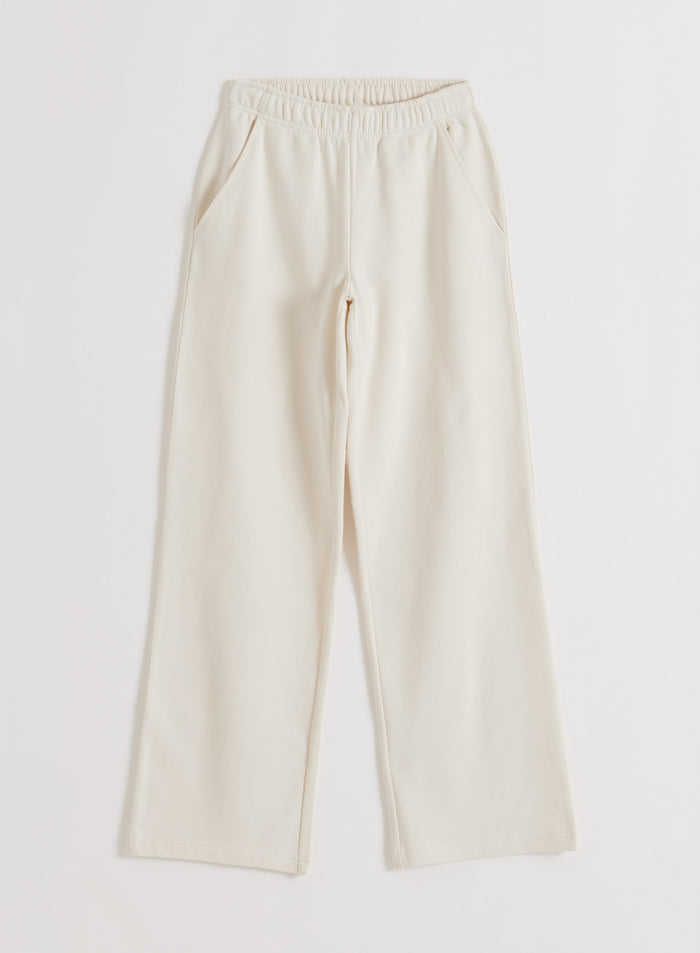 Kermanvaaleat leveälahkeiset Chunky Terry Sweatpants -collegehousut strukturoidusta froteesta merkiltä aim'n.