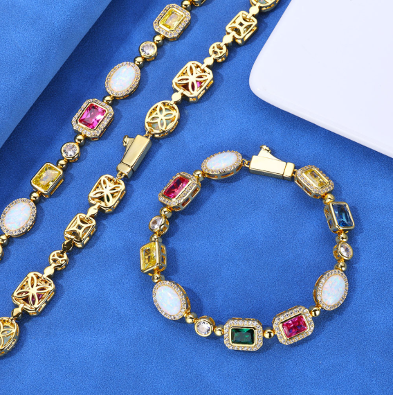 Elevate Your Style with Our Gold-Plated Hip-Hop Necklace