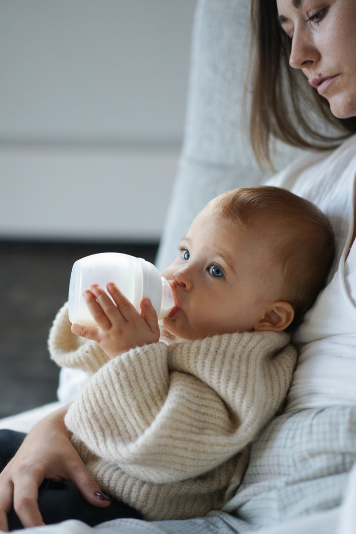 Elhee Liberty Collection 5 oz. Silicone Baby Bottle