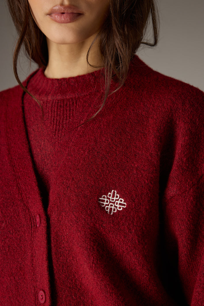 FLUFFY KNIT EMBLEM EMBROIDERED CARDIGAN - BURGUNDY