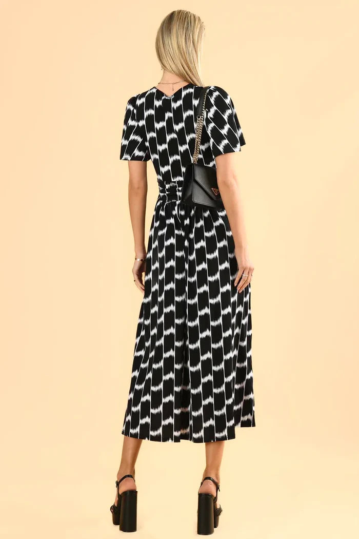 HALLEY ANGLE SLEEVE JERSEY MAXI DRESS (BLACK GEO)