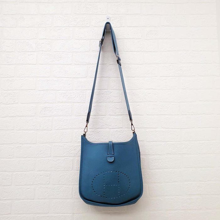 HERMÈS 'DEEP BLUE' EVELYNE 29