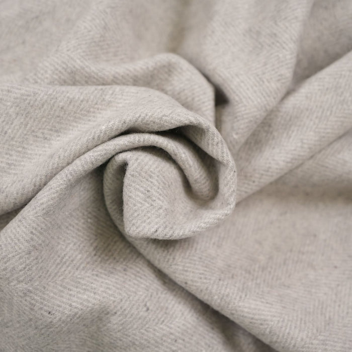 Highland Herringbone Wool Blend Throw Blanket with Tasselled Fringe - GREY MEDIUM - Heritage Of Scotland -