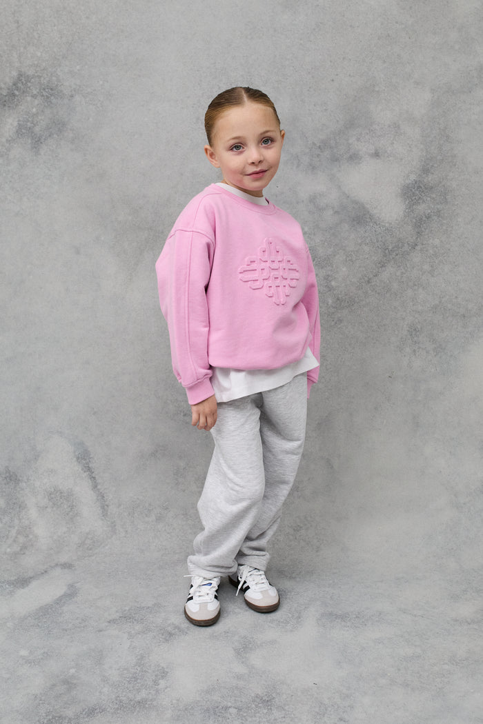 JNR EMBOSSED EMBLEM SWEATSHIRT - PINK