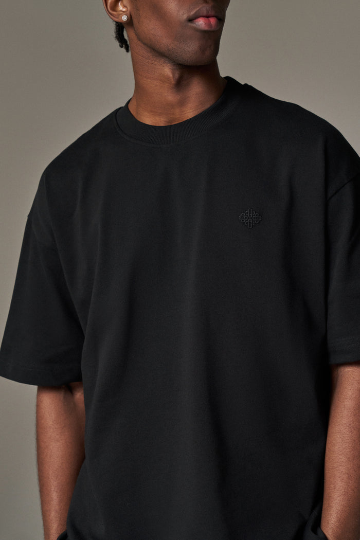 LAUNDERED CLASSICS T-SHIRT - BLACK