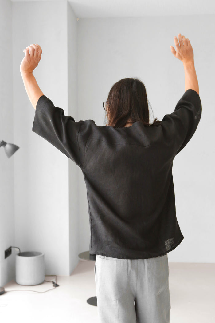 Men’s Oversized Linen Shirt IROKO in Black