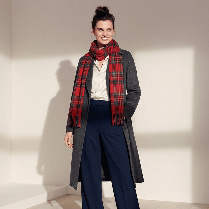 Premium 100% Pure Cashmere Wide Fringed Scarf - STEWART ROYAL - Heritage Of Scotland -