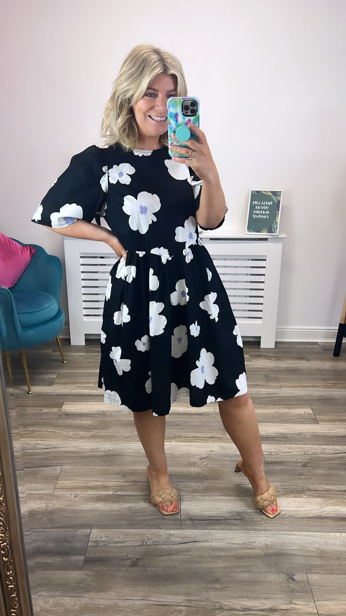 Quinn Smock Dress (Black)