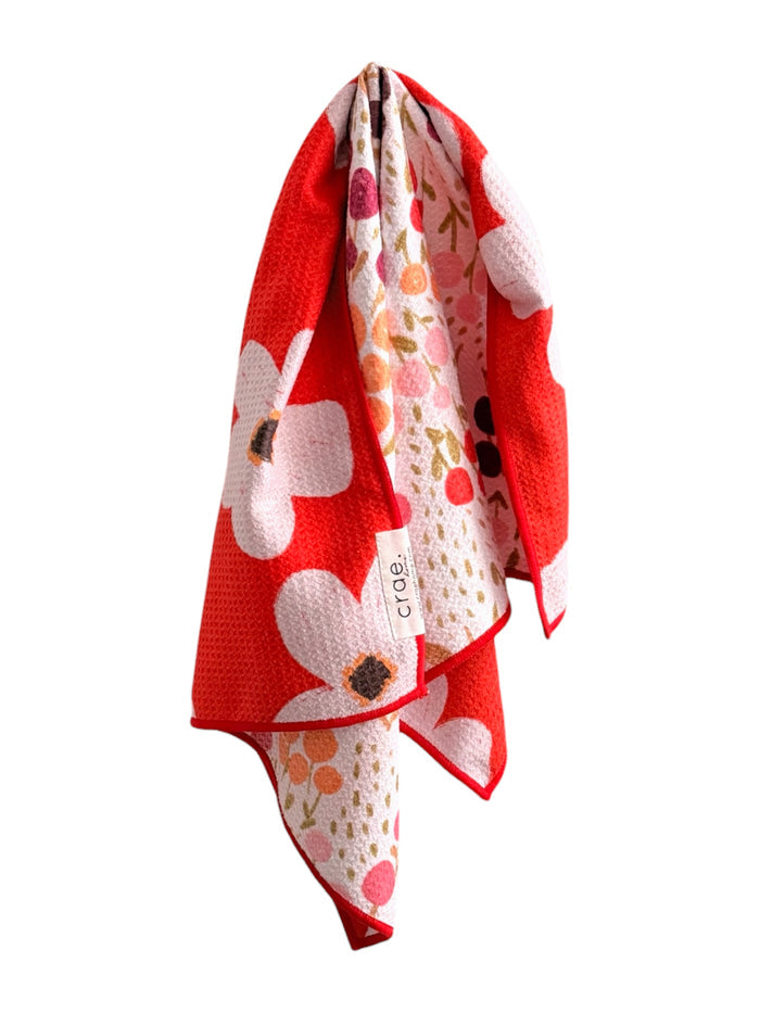 Retro Bloom: Reversible Hand Towel