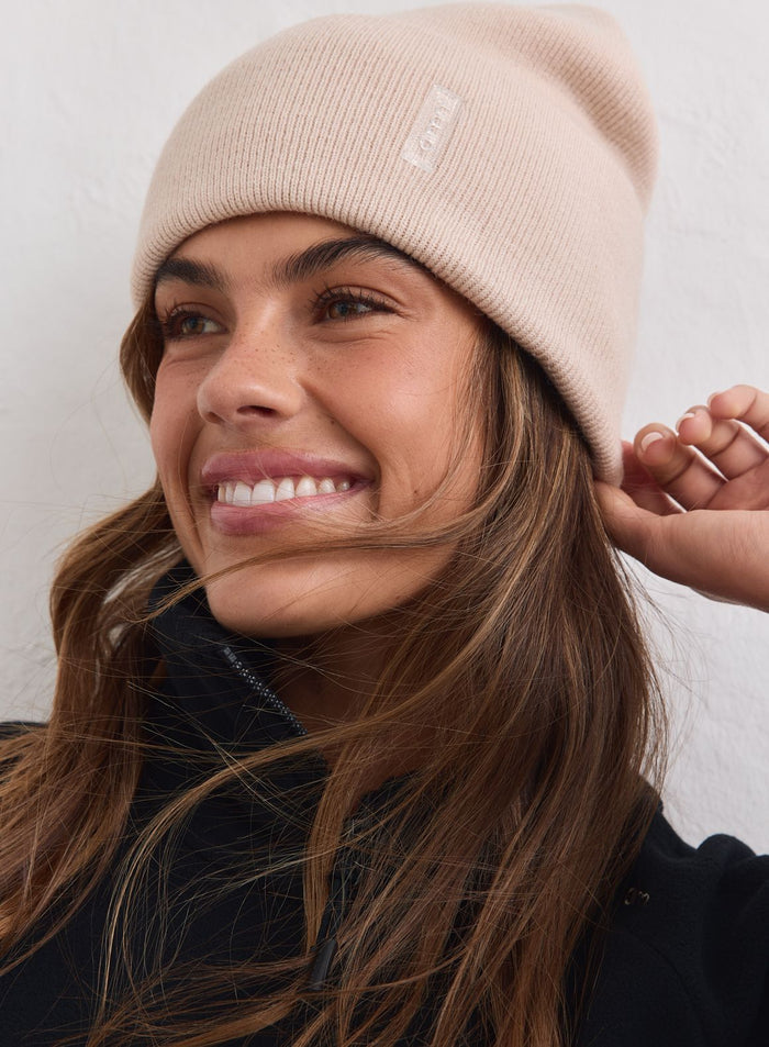 Sand Outdoor Logo Beanie