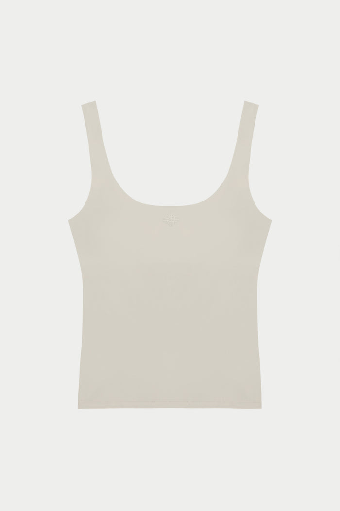SCULPTING STRETCH SCOOP NECK SPORTS TOP - BONE