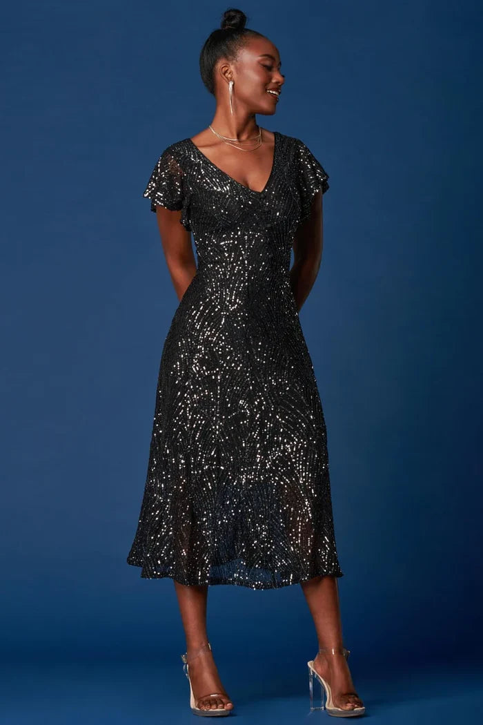 SEQUIN FIT & FLARE MAXI DRESS (BLACK) CURVE