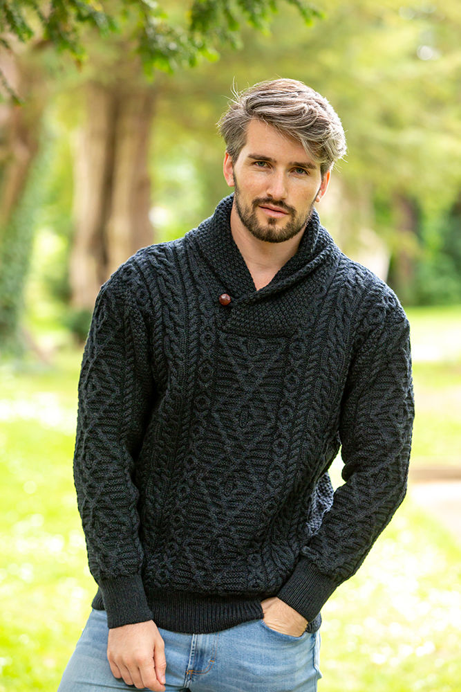 blackwatch_shawl_neck_mens_2bc874c4-305e-4c9a-ac02-ed33cb581fc6.jpg