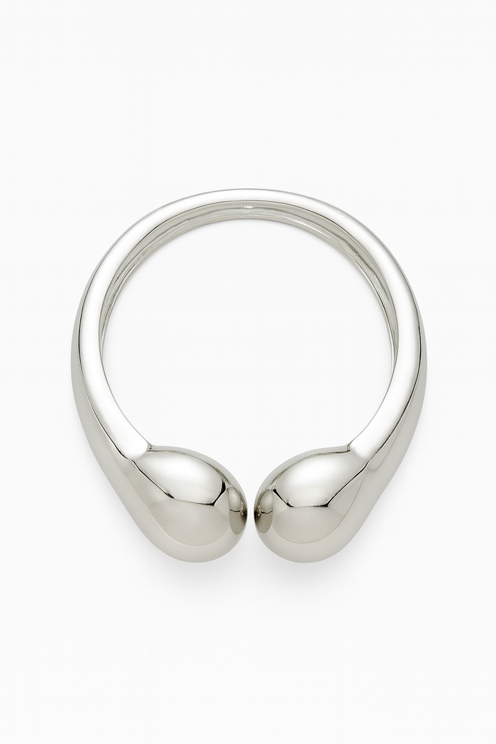 BTG_FLATLAY_CANDIDATE | silver-hinge-teardrop-bangle