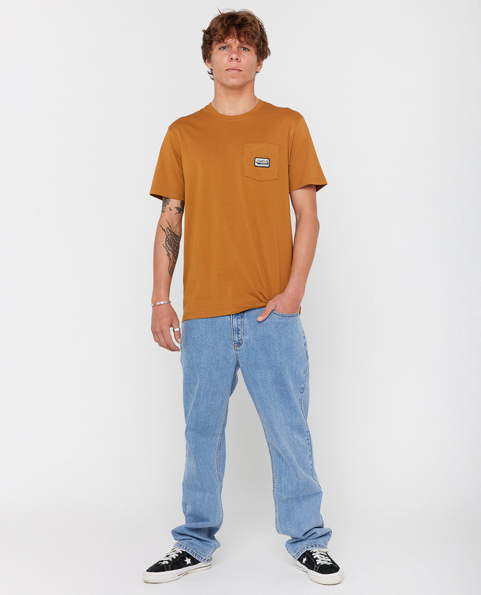 SPORTLINE BADGE SS TEE