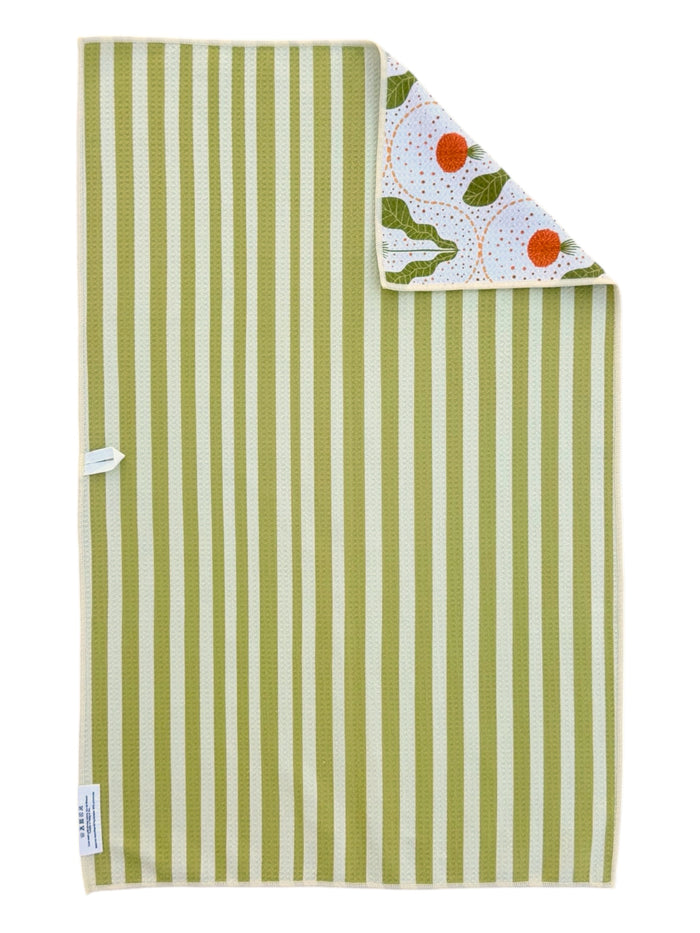 Sprout and Stripe: Reversible Hand Towel