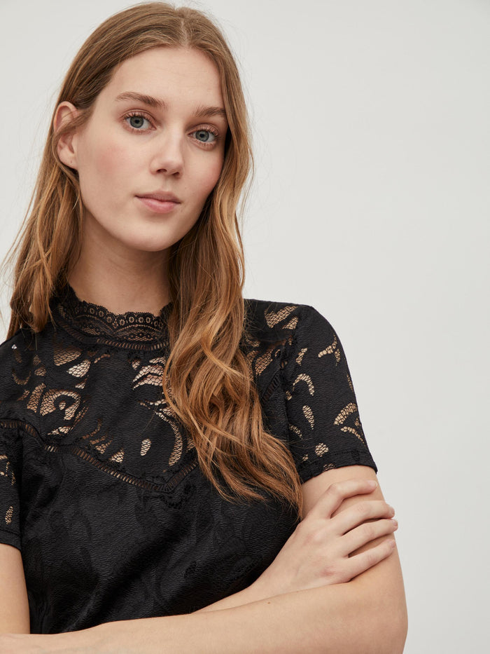 TASIA LACE TOP (BLACK)