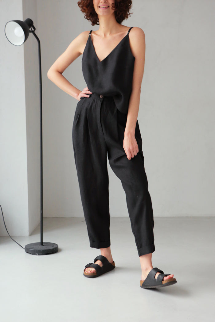 Women’s Linen Pants with Pleats CEDAR in Black