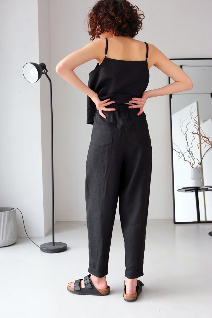 Women’s Linen Pants with Pleats CEDAR in Black