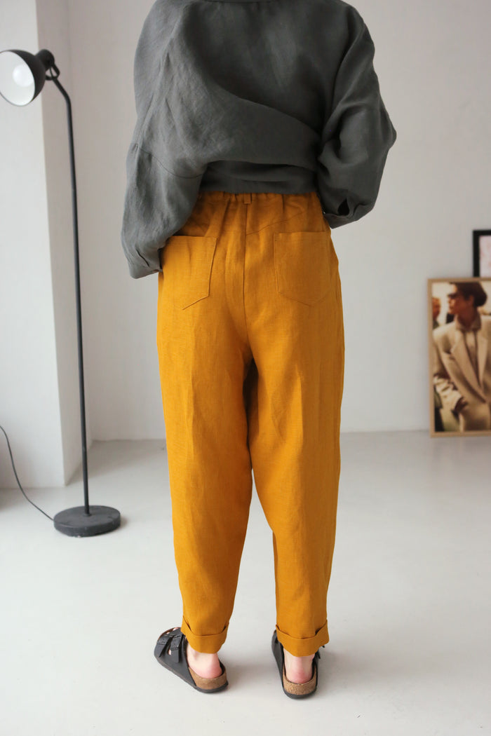 Women’s Linen Pants with Pleats CEDAR in Saffron