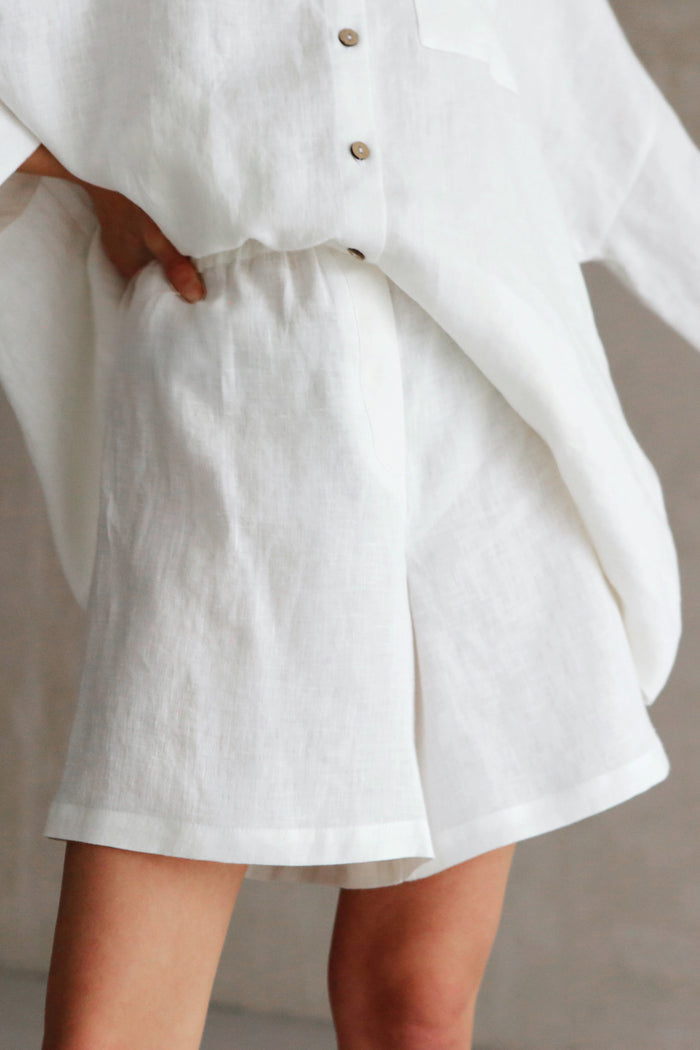 Women’s Linen Shorts BELLA in Cream