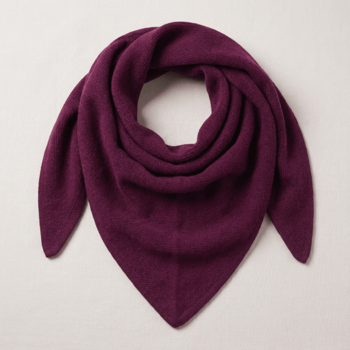 Women’s Luxury Ribbed Cashmere Triangle Scarf - EMINENCE - Heritage Of Scotland -